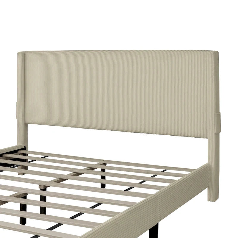 Letto matrimoniale Queen beige con piattaforma, rivestito in velluto a coste, con testiera e pediera a orecchioni con contenitore