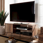 Mobile TV a 1 anta Iver moderno e contemporaneo