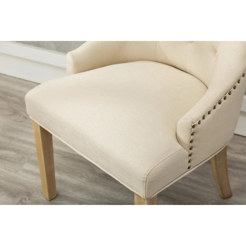 Sedie con schienale ad ala imbottite con borchie argentate in legno massello Roundhill Furniture (Set di 2)